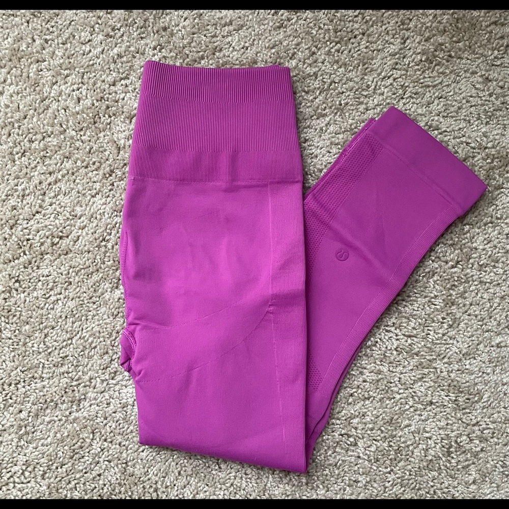 Lululemon leggings size 6